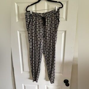 Tapered summer pants